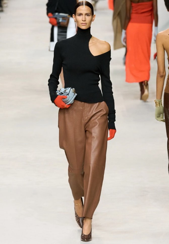 8 fashionable trousers for the spring-summer 2024 season: from fashion catwalks to your wardrobe 17