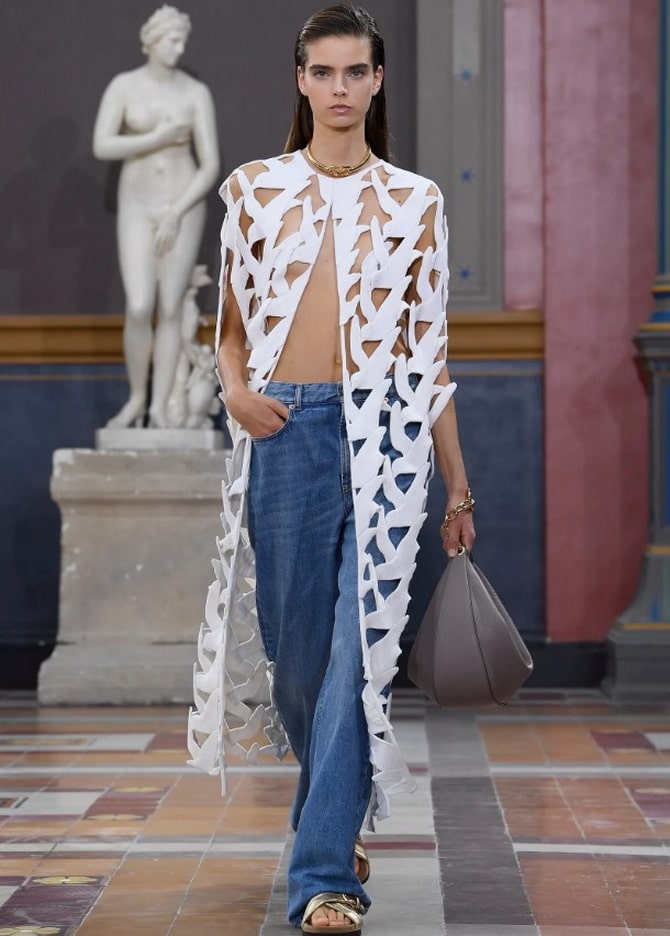 8 fashionable trousers for the spring-summer 2024 season: from fashion catwalks to your wardrobe 24
