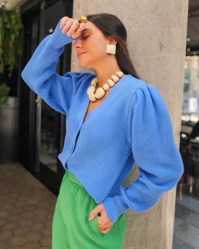The combination of blue and green in fashionable looks: ideas for all occasions 5