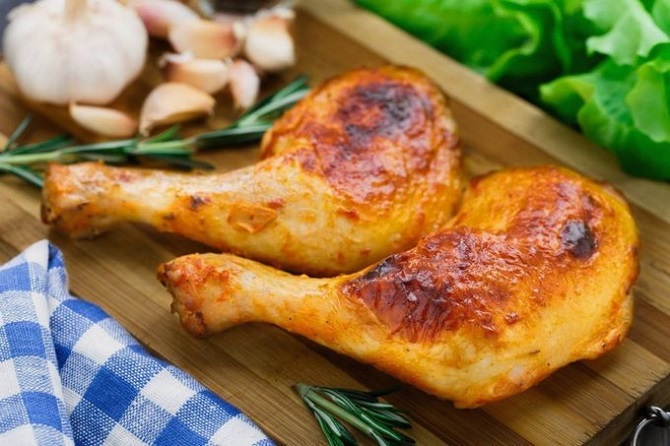 What to cook from chicken legs: recipes 1