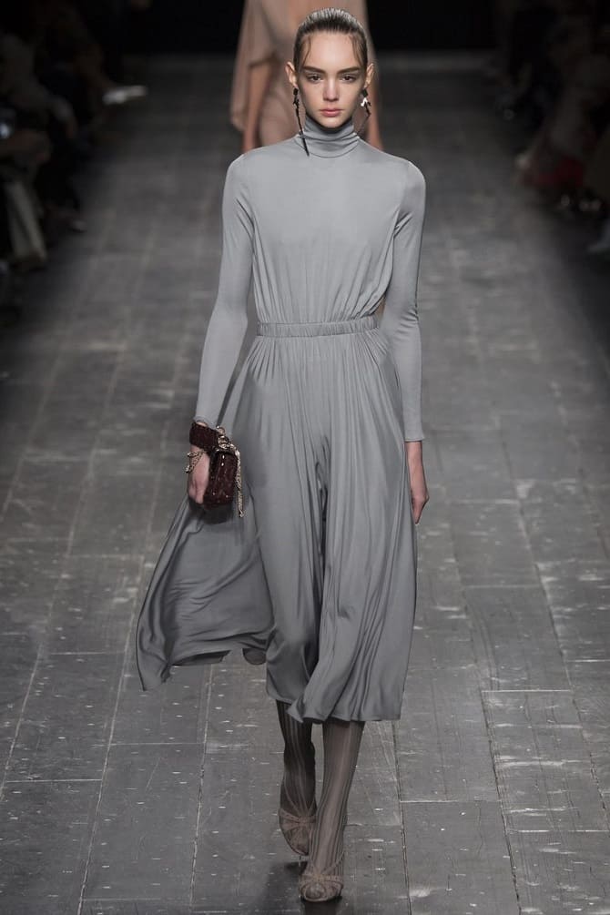 Gray dresses: fashion trend 2024-2025 13