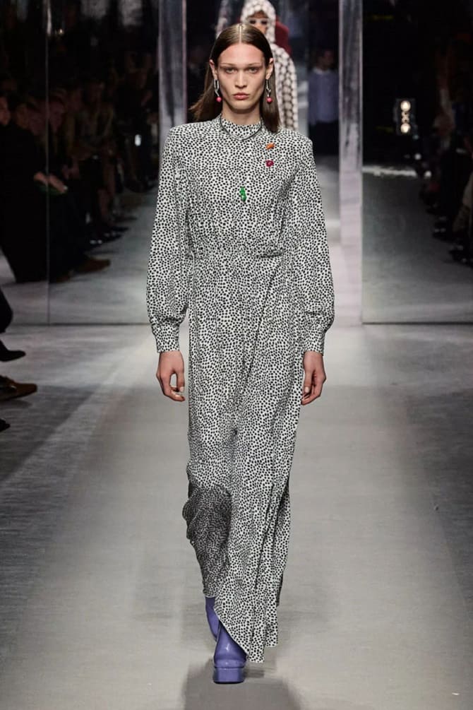 Gray dresses: fashion trend 2024-2025 9
