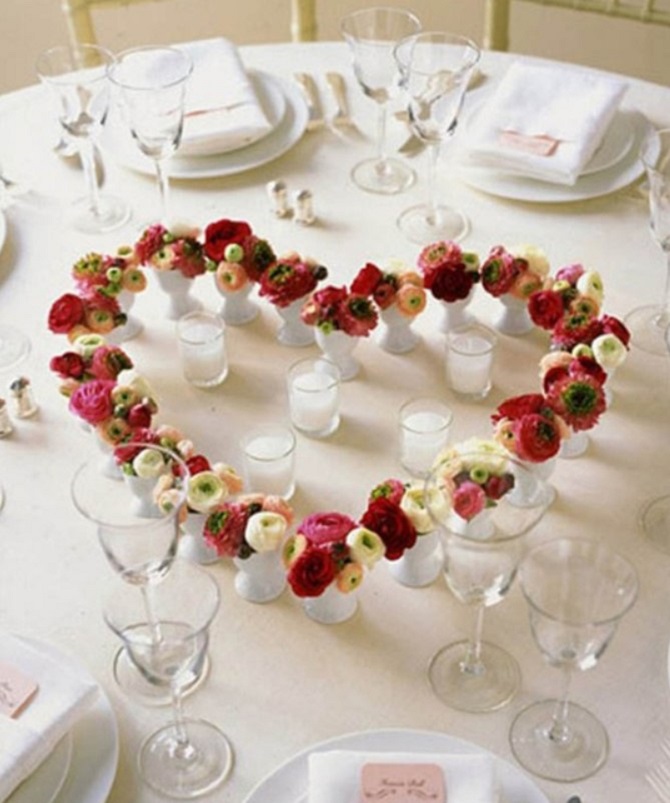So dekorieren Sie einen Tisch zum Valentinstag: neue Ideen mit Fotos 4