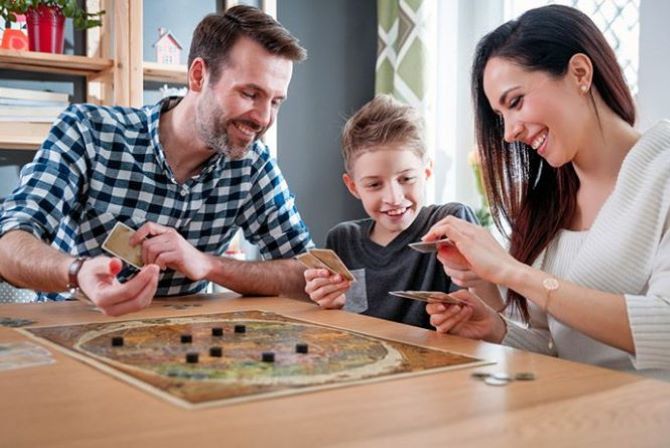 Домашні розваги: найпопулярніші в світі настільні ігри для родини :  09:10:2020 - 20 хвилин Вінниця