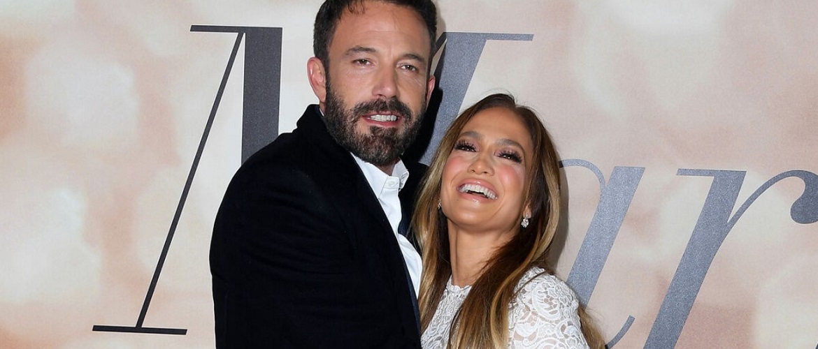 Jennifer Lopez and Ben Affleck explained why they canceled their first wedding