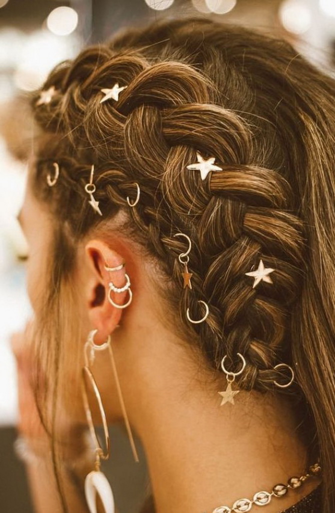 Fashionable accessories for summer hairstyles 2024 21