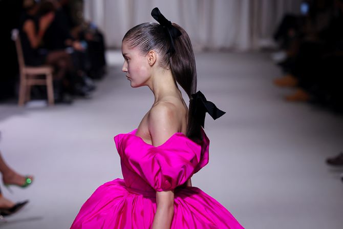 The best beauty looks from Haute Couture Spring-Summer 2024 (+ bonus video) 8