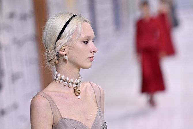 The best beauty looks from Haute Couture Spring-Summer 2024 (+ bonus video) 6