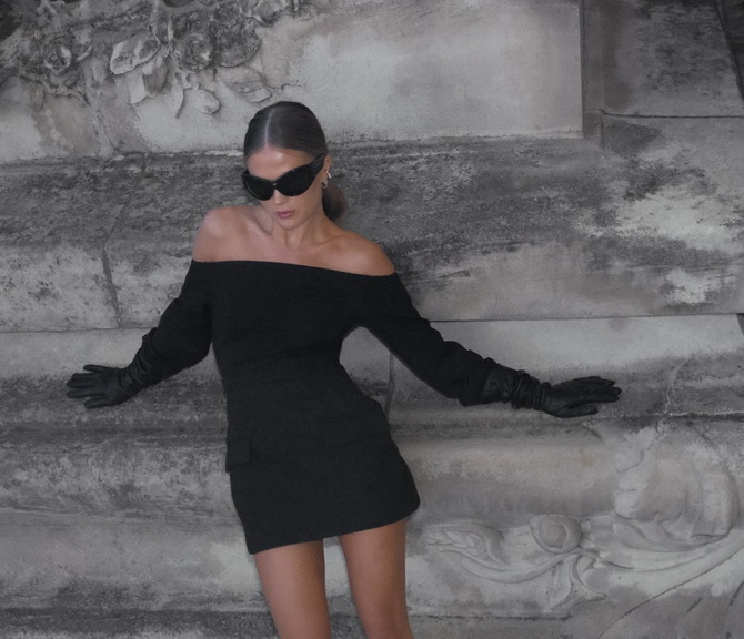 Black dress: choosing the right model for the holiday 3