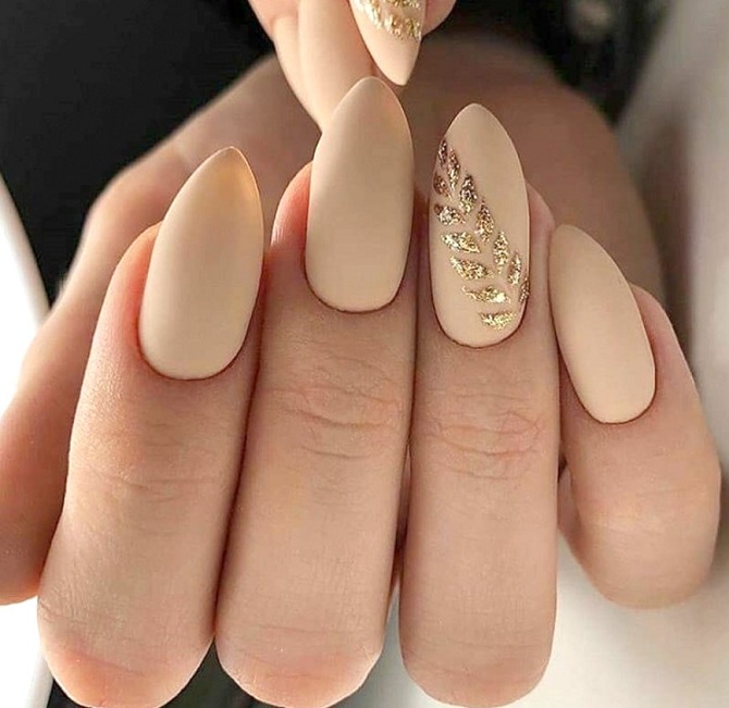 Matte manicure for spring: fashionable ideas 3