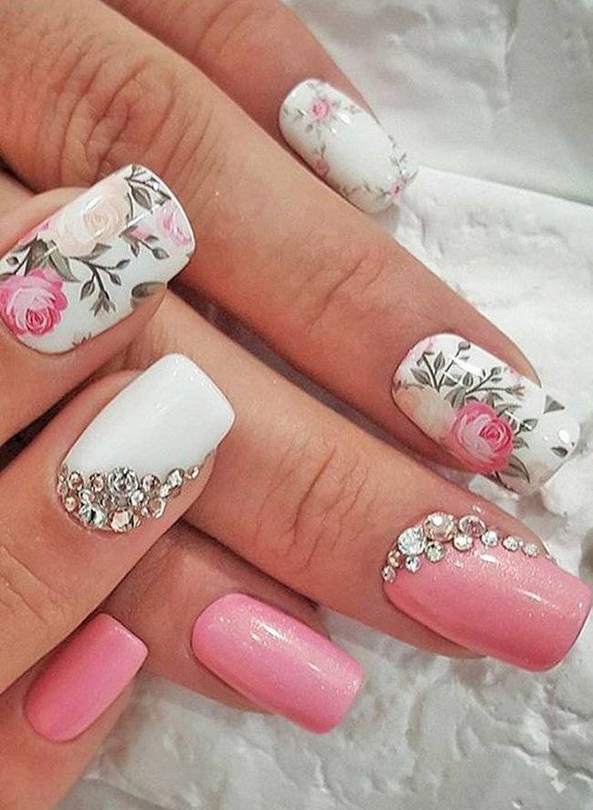 Manicure with roses – fashionable options for delicate nail designs 9