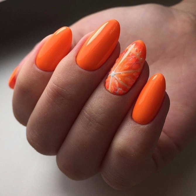 Leuchtend orangefarbene Maniküre: modische Ideen für stilvolles Nageldesign 10