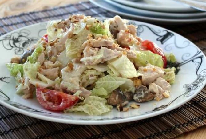 Delicious salads with walnuts: simple recipes 2