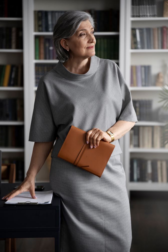 Style and functionality: how to choose a bag for a business look 5