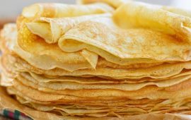 Pfannkuchen für Maslenitsa mit Kondensmilch: So bereiten Sie einen köstlichen Leckerbissen für den Urlaub zu