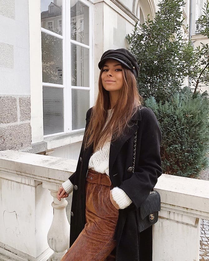 What to wear with a cap – a fashionable headdress this spring 15