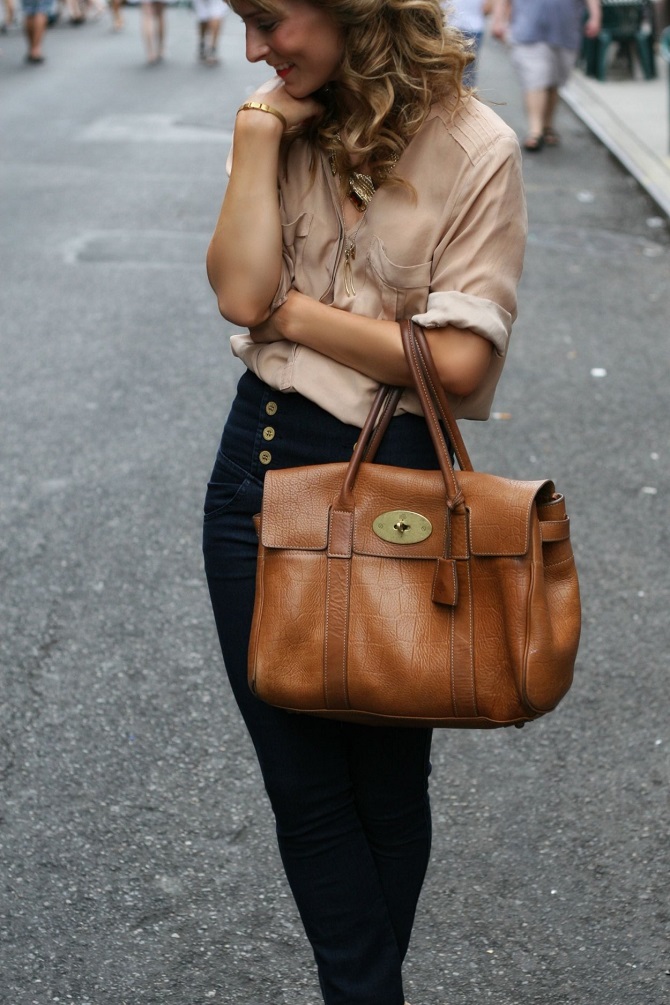 Brown bag – fashion trend 2024-2025 2