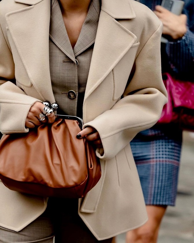 Brown bag – fashion trend 2024-2025 4