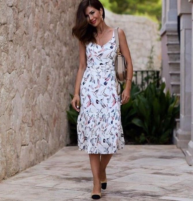 Fashionable sundresses for summer 2024: stylish models for creating bright looks 10