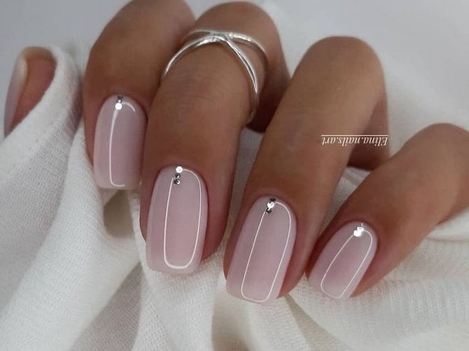 Nake manicure 2024 – trend for natural nail design 2