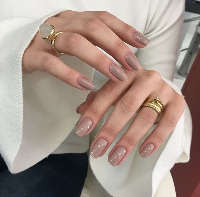 Stylish manicure options that will suit any look 13
