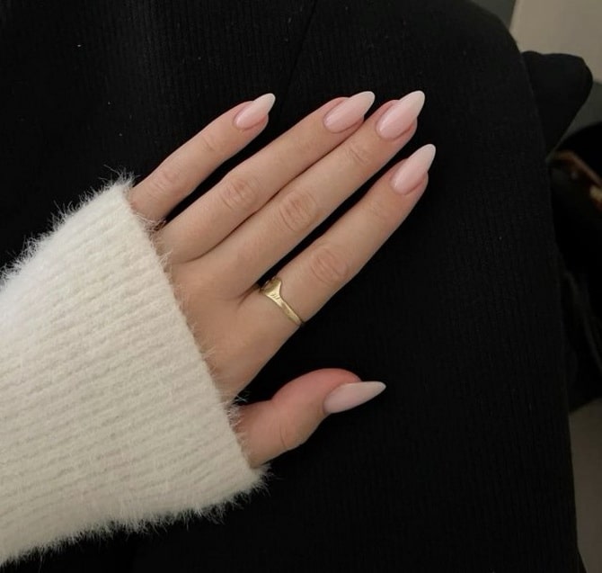 Stylish manicure options that will suit any look 17