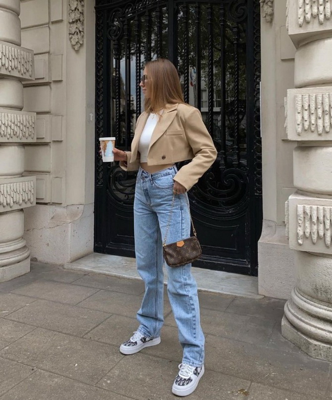 Spring looks with jeans for every day 13