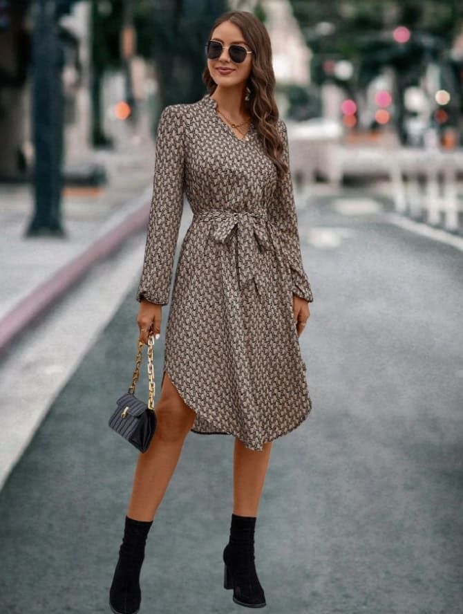 Fashionable dresses with long sleeves for spring 2024: stylish models 10
