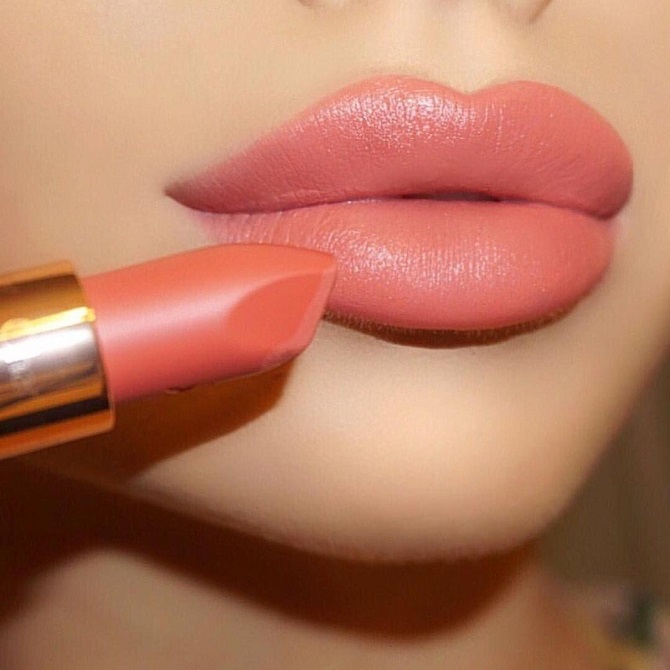 5 shades of lipsticks that will be fashionable in the summer of 2024 9