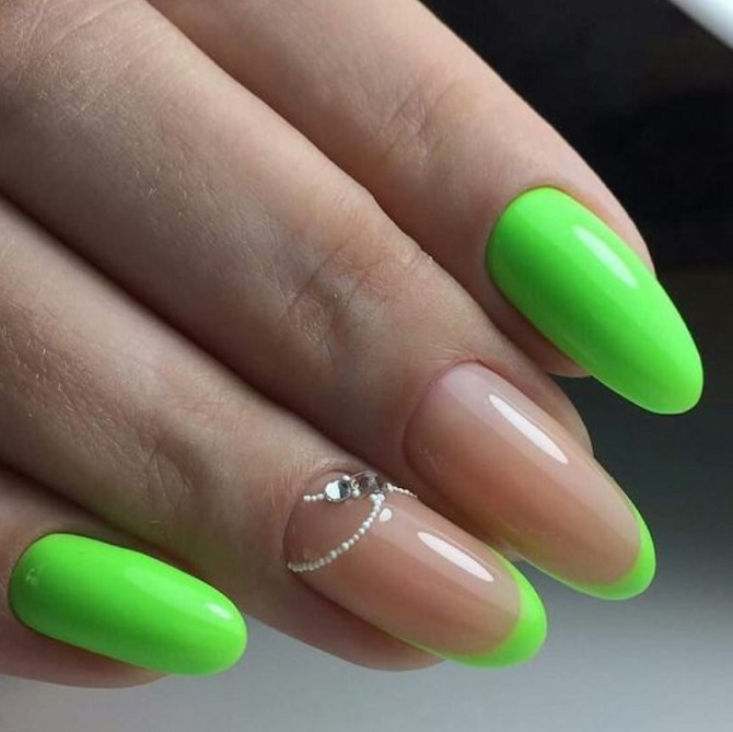Light green manicure: fashionable ideas for spring 1