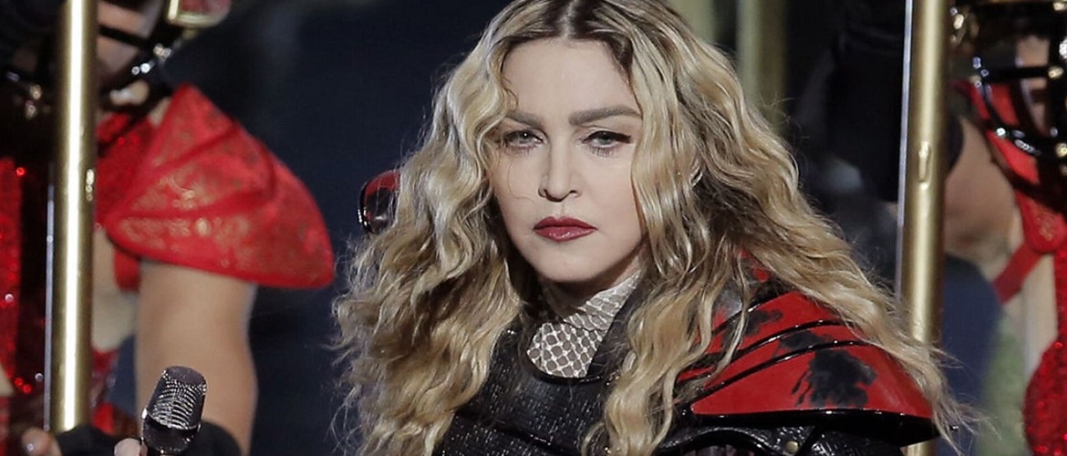Фанати Мадонни подали на неї до суду, звинувативши у брехні