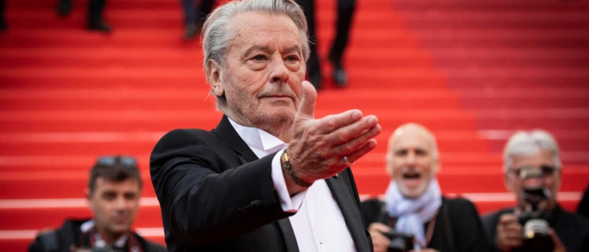 Alain Delon will no longer be able to manage his property