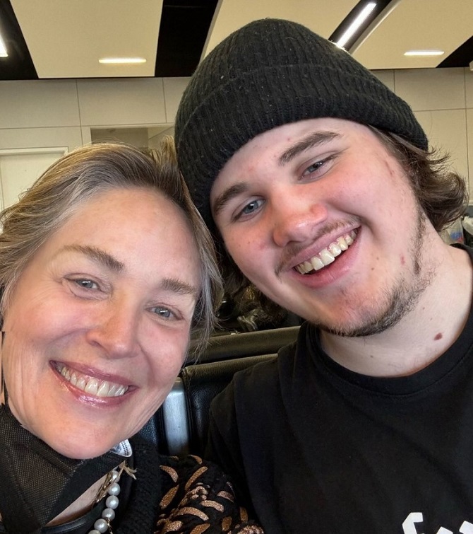 Sharon Stone shared a rare photo with her adopted 18-year-old son 1