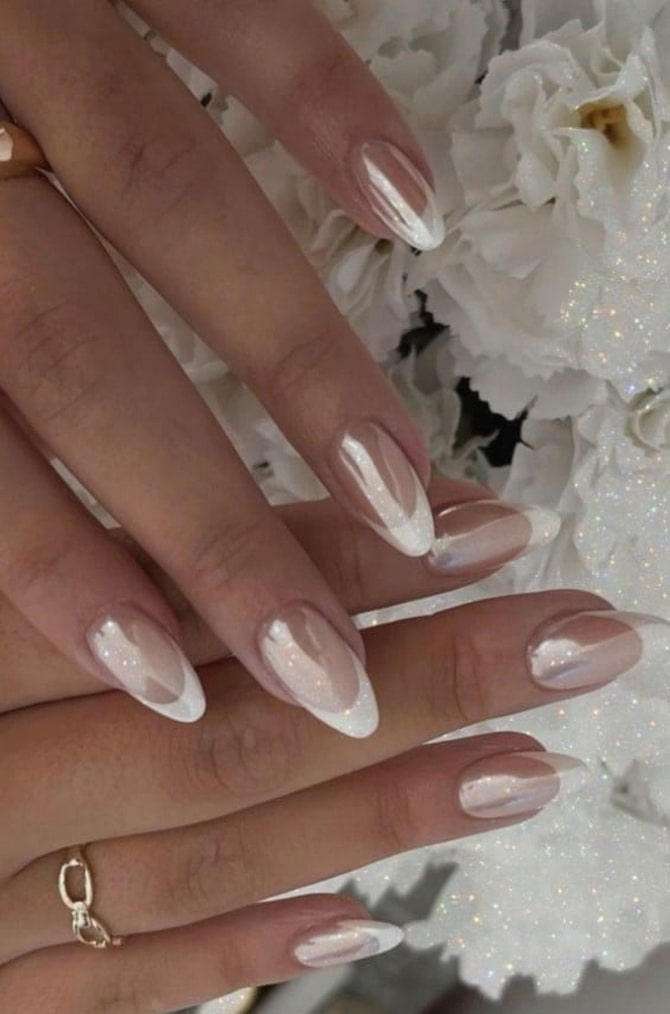 French manicure 2024: 8 trending designs 2