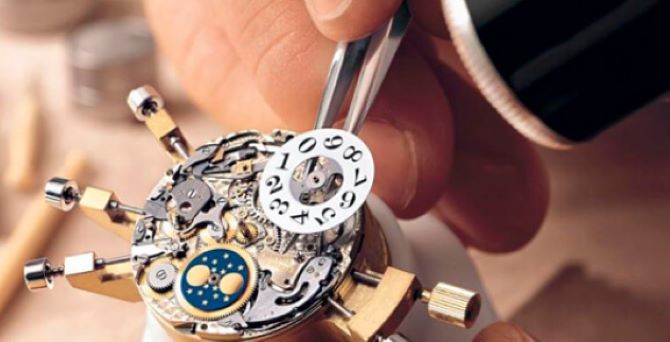 Мастерство и надежность: профессиональный ремонт швейцарских часов в Киеве 1