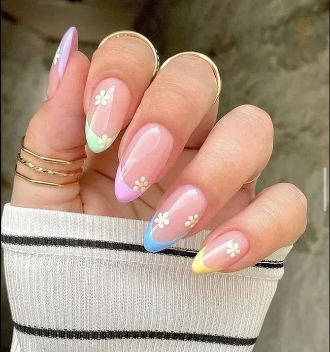 The most fashionable prints in manicure for summer 2024 14