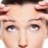 5 einfache Möglichkeiten, Stirnfalten zu reduzieren