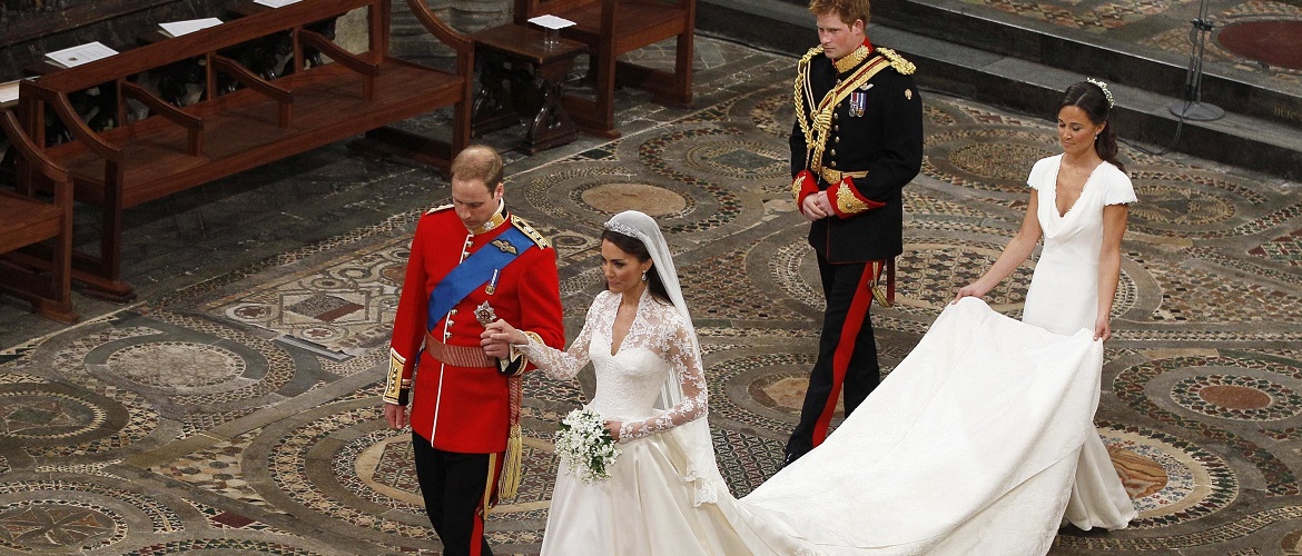 Кейт Миддлтон и принц Уильям удивили поклонников свадебным портретом к годовщине