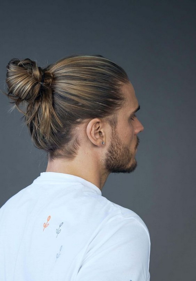 Men’s bun hairstyle options: how to wear this hairstyle in 2024 1