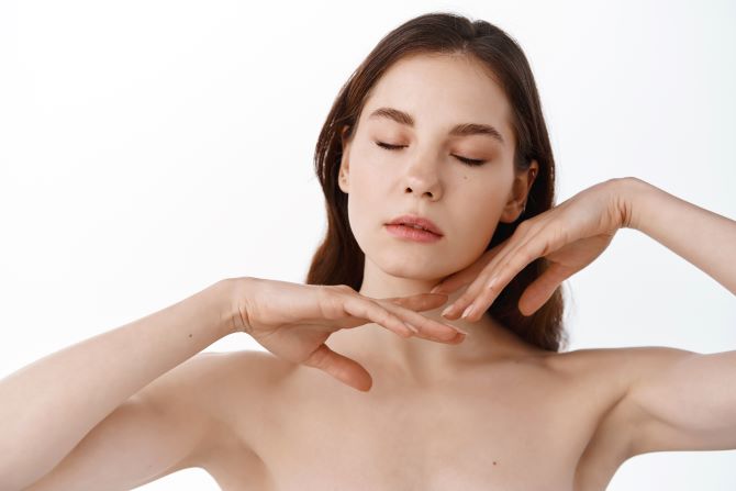 Secrets of smoothness and elasticity: 5 tips for a beautiful neck 6
