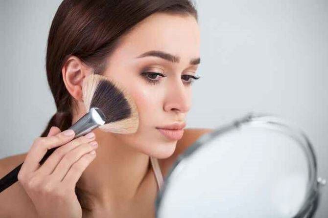 Summer makeup: makeup artist tips on how to maintain a fresh complexion in the heat 3