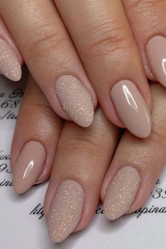 7 elegant office manicure ideas in beige tones 13