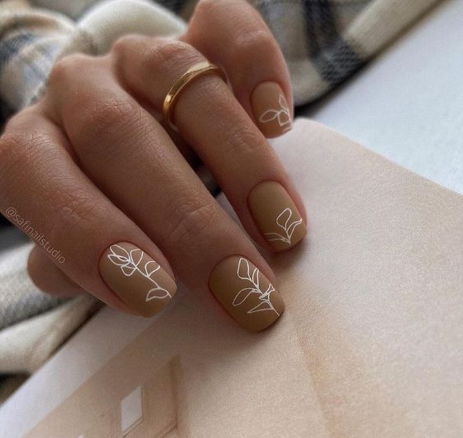 7 elegant office manicure ideas in beige tones 17