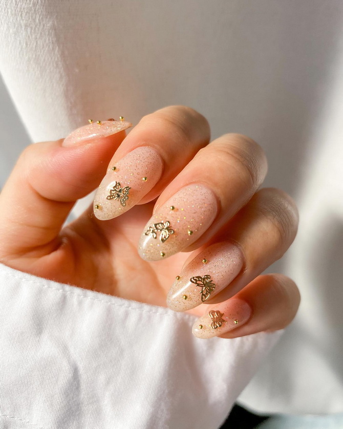 Manicure with butterflies for summer: trends and ideas 18