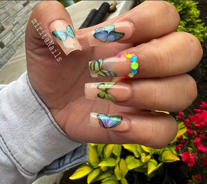 Manicure with butterflies for summer: trends and ideas 3