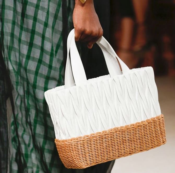 Плетеная сумка – модный тренд этого лета 5