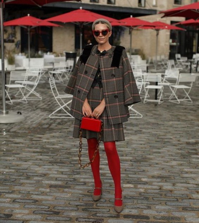 Как носить красный цвет 2024: яркие образы и модные сочетания 38