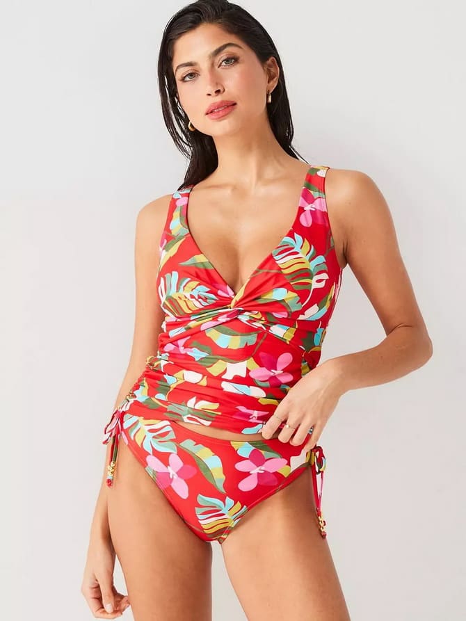 The main trends in swimsuits for summer 2024 27