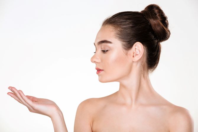 Secrets of smoothness and elasticity: 5 tips for a beautiful neck 1