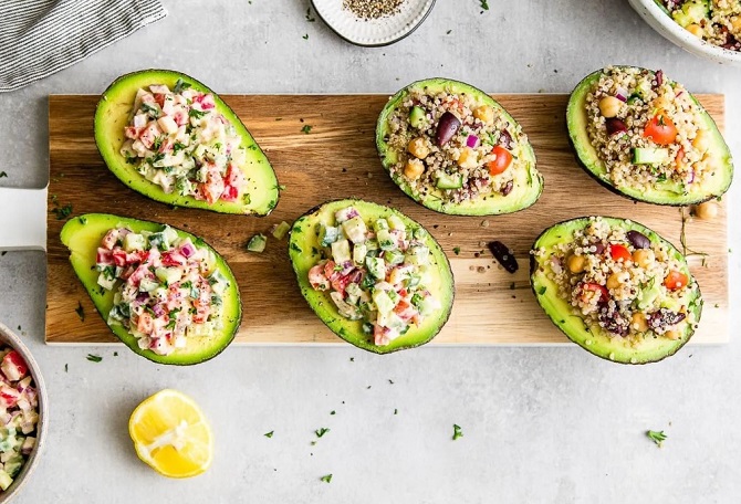 Wie man gefüllte Avocados mit Fleisch kocht – ein einfaches Rezept für ein köstliches Gericht 1